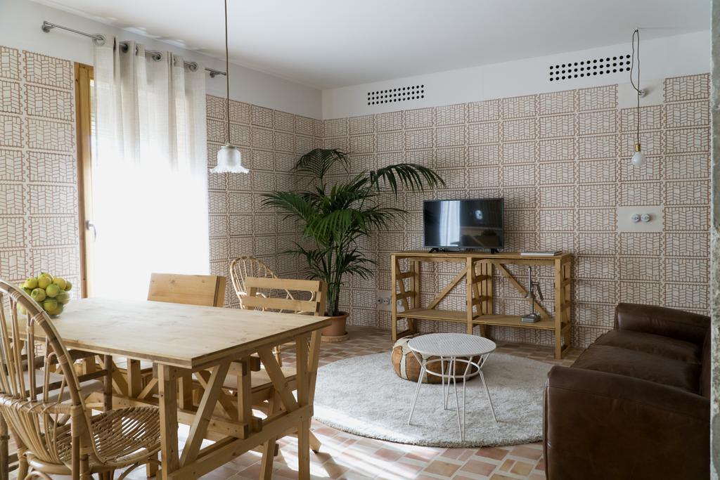 Moll Petit Apartments - Turismo De Interior 坎皮卡福特 外观 照片